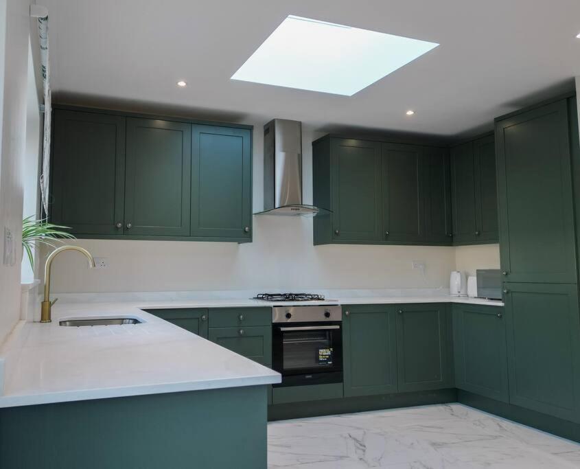 Homely & Peaceful Living Space Morden  Exterior foto
